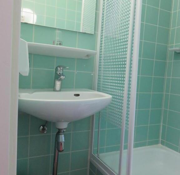 בית מלון כפרי American