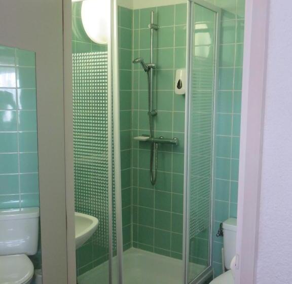 בית מלון כפרי American