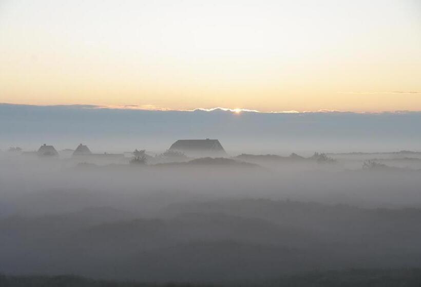 בית מלון כפרי Posthuys Vlieland