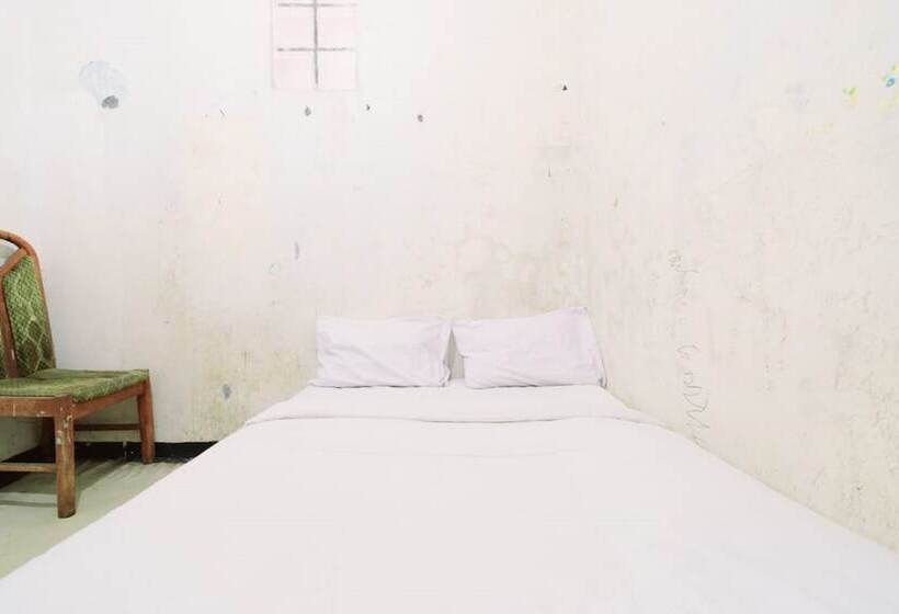 Hotel Spot On 93956 Siliwangi Guest House Syariah