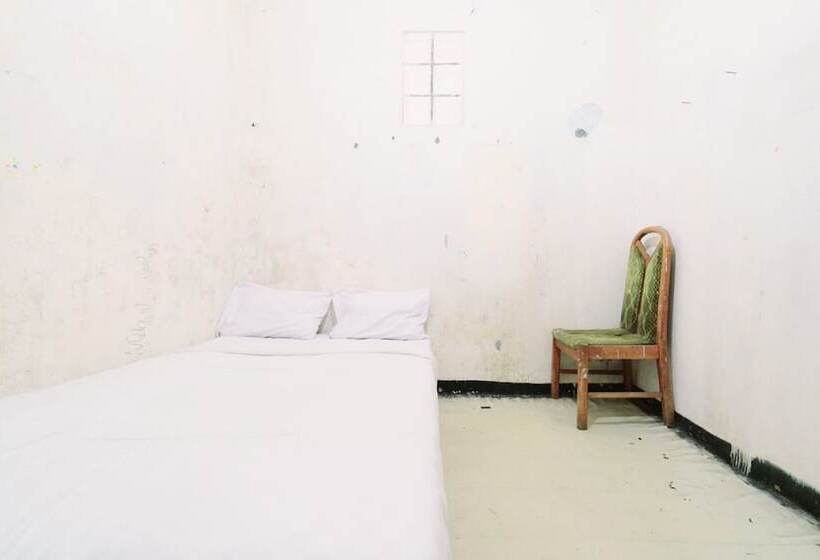 Hotel Spot On 93956 Siliwangi Guest House Syariah