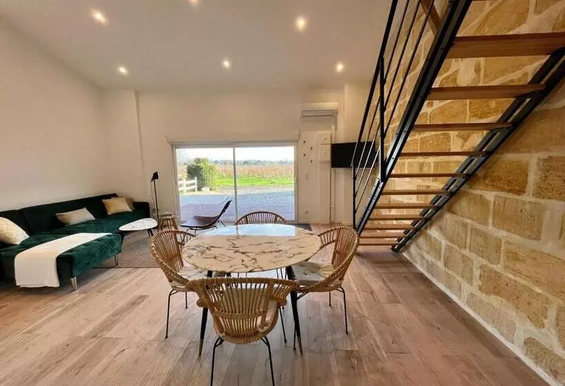 Majatalo Guesthouse Les Maurins