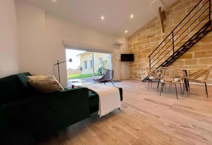 Majatalo Guesthouse Les Maurins