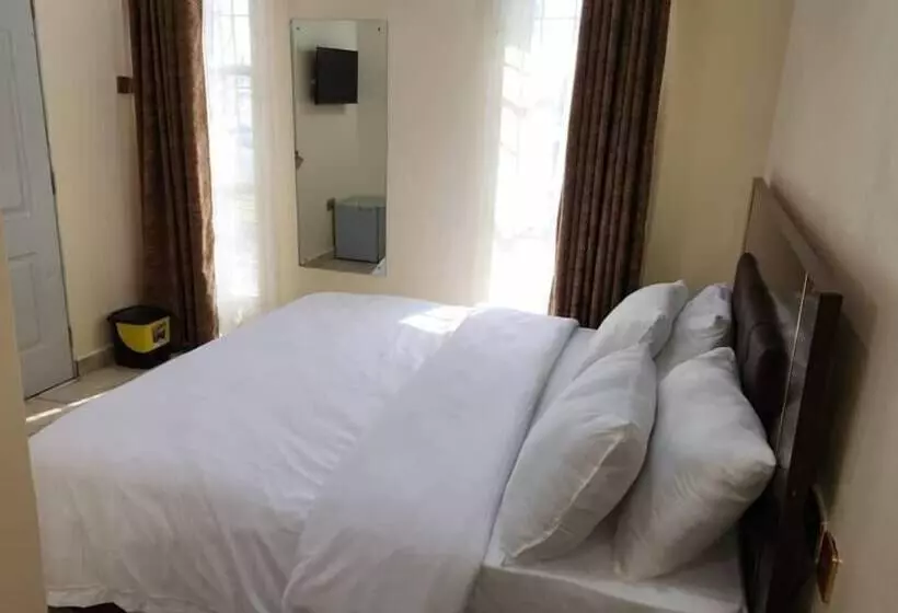 Ceetran Hotels