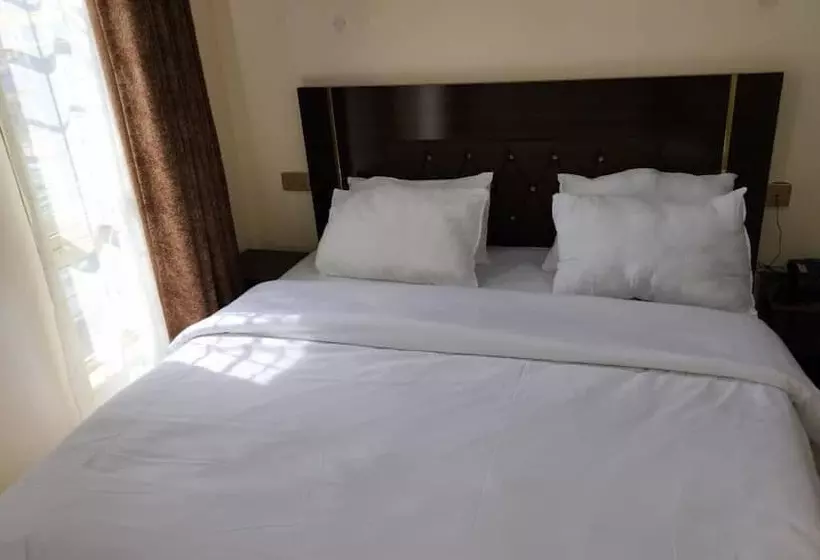 Ceetran Hotels