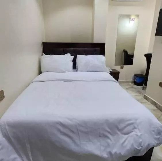 Ceetran Hotels