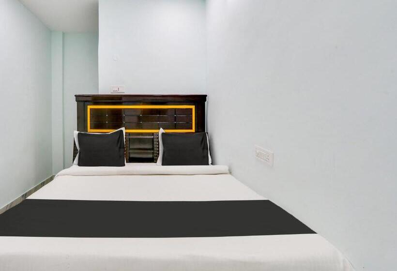 Oyo Hotel Eashan Inn