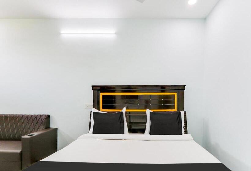 Oyo Hotel Eashan Inn