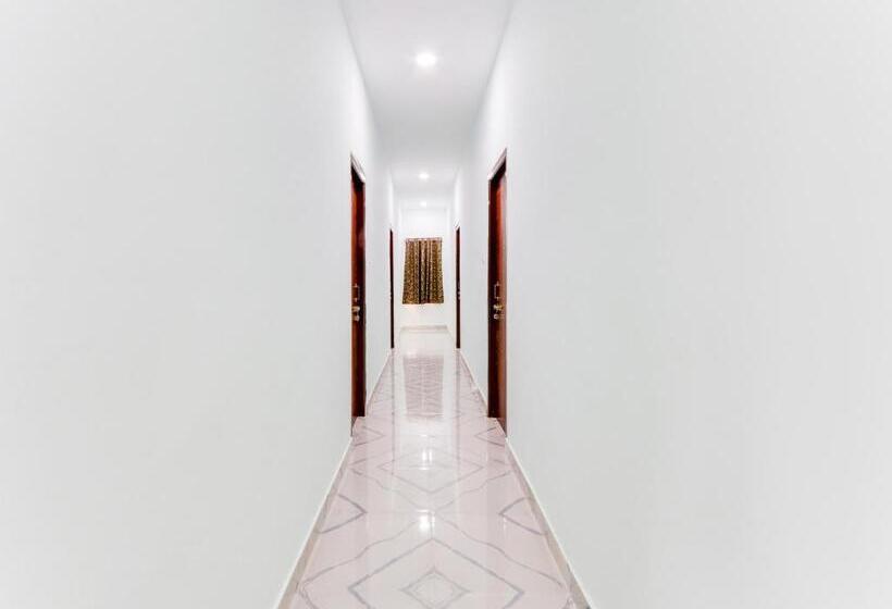 Oyo Hotel Eashan Inn