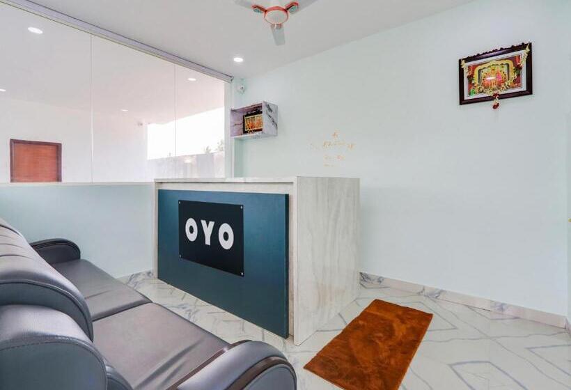 Oyo Hotel Eashan Inn