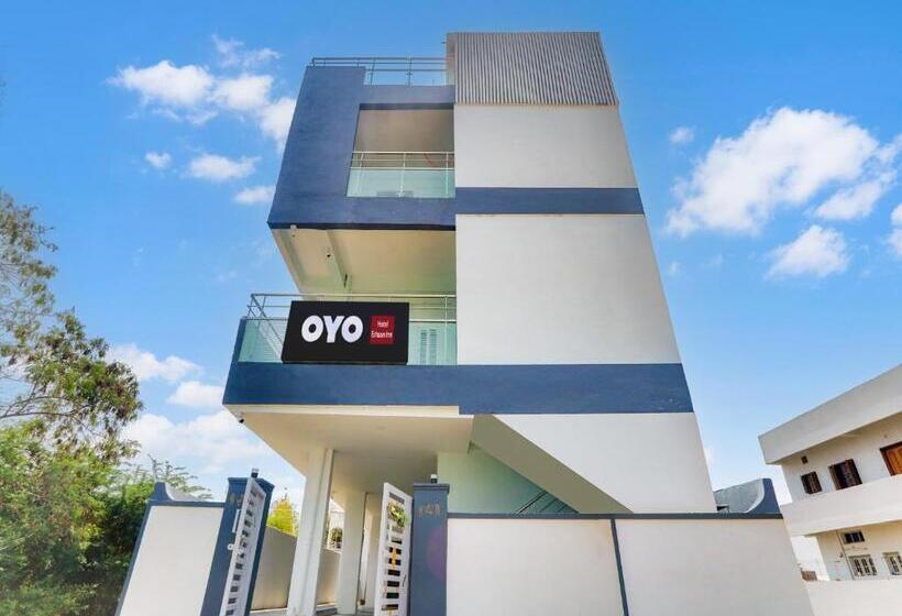 Oyo Hotel Eashan Inn