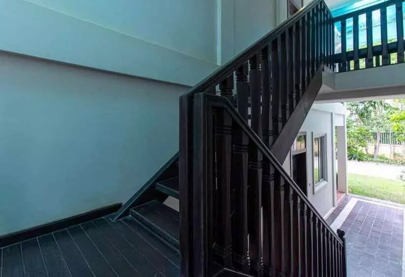 Aamiaismajoitus (B&B) Elegant Escape Residence