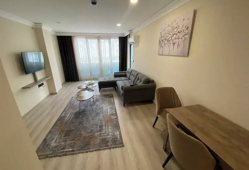 ホテル Rena Grand Residence & Suit