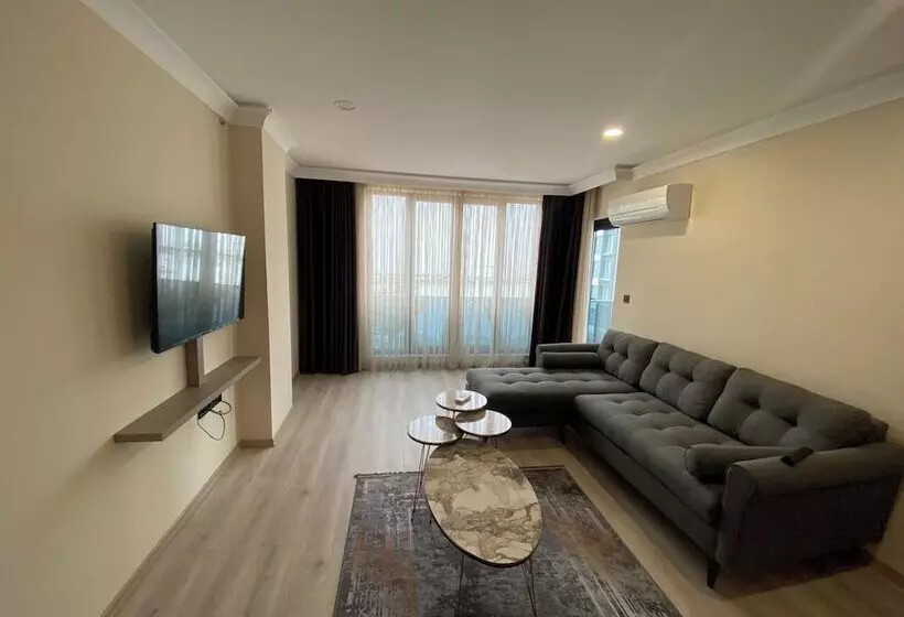 ホテル Rena Grand Residence & Suit