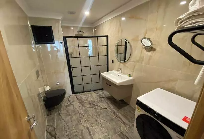 ホテル Rena Grand Residence & Suit