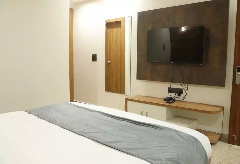 ホテル Maxsun Gwalior