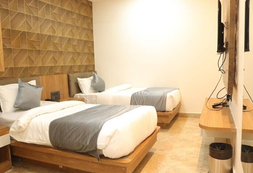 Hotel Maxsun Gwalior