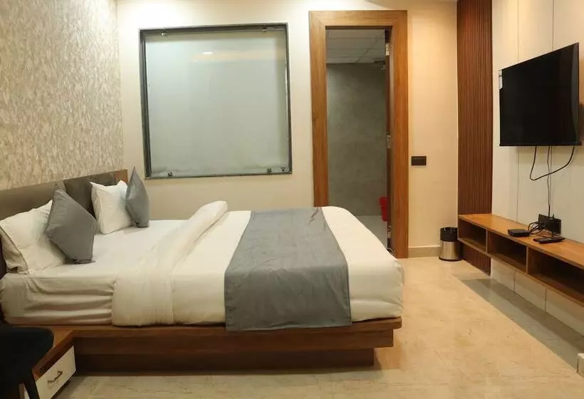 ホテル Maxsun Gwalior