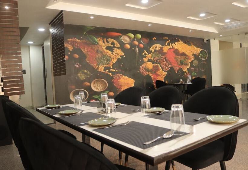 Hotel Maxsun Gwalior