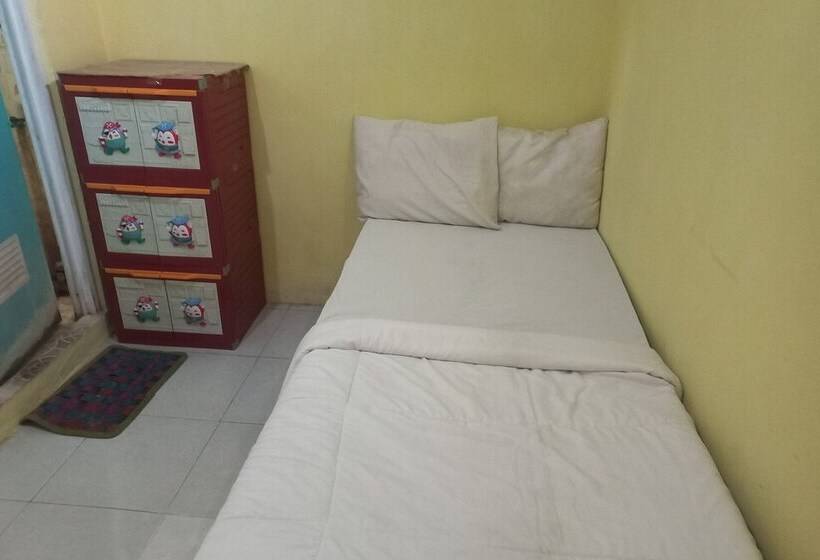 Hotel Spot On 93886 Kost Zalfa Amalia Syariah