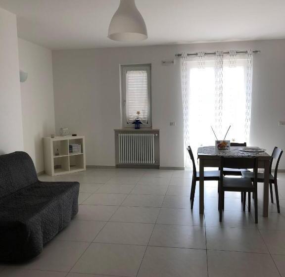 بنسيون Petali Rosa  Dimora Orizzonte