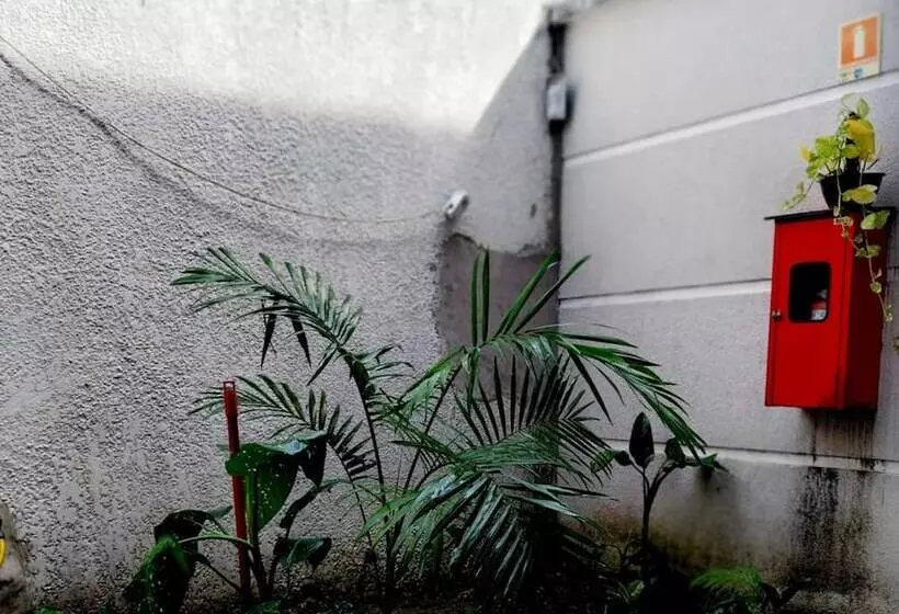 Aloha Hostel&coworking Prox Aeroporto E Consulado