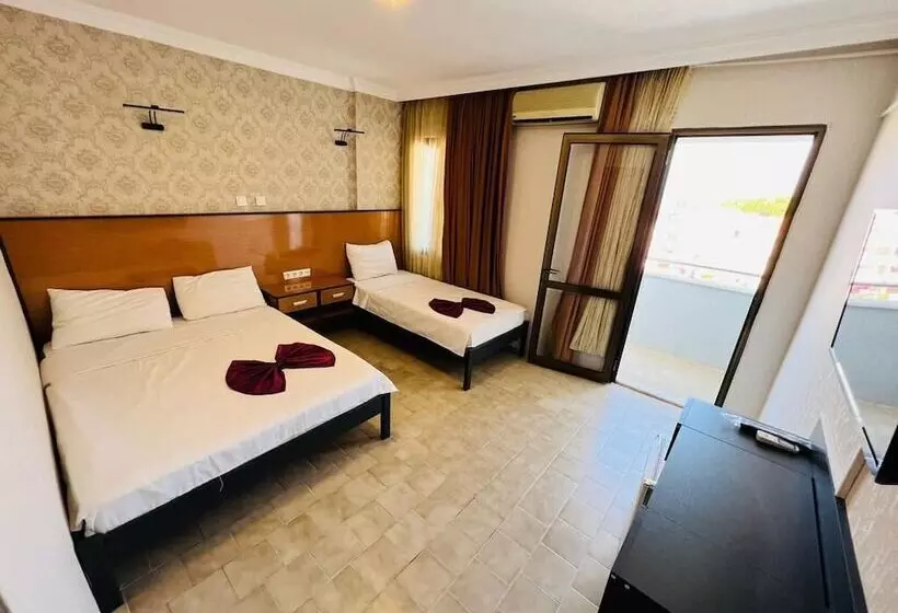 Hotelli Blue Golden Sea