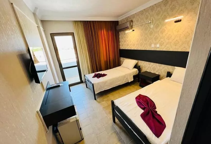 Hotelli Blue Golden Sea