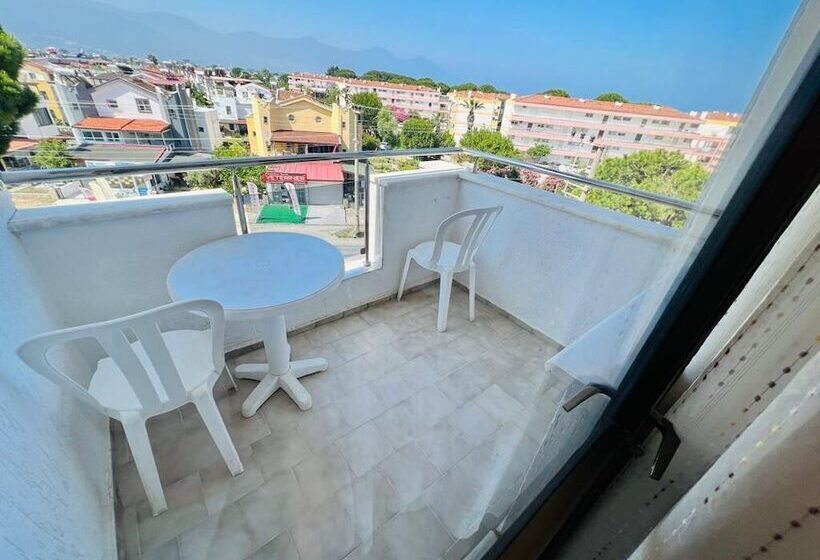 Отель Blue Golden Sea