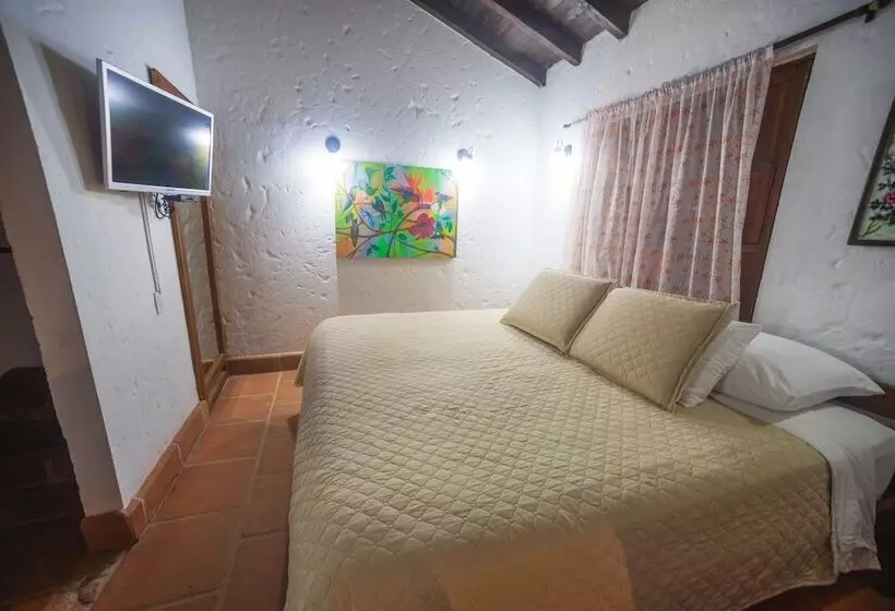 ホテル Manantiales Del Campo