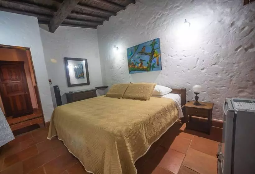 ホテル Manantiales Del Campo