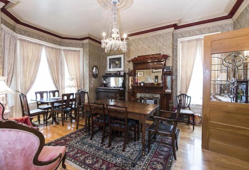 A Tanners Home Inn Bed And Breakfast