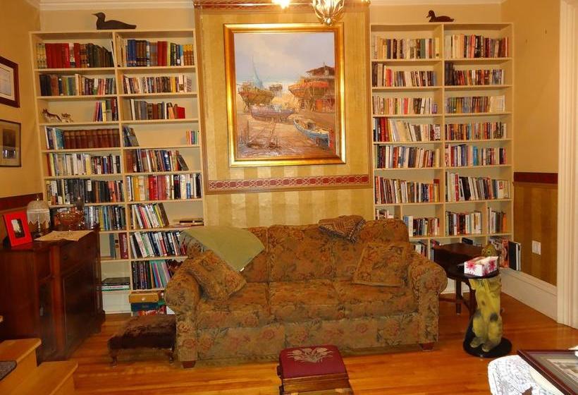 A Tanners Home Inn Bed And Breakfast