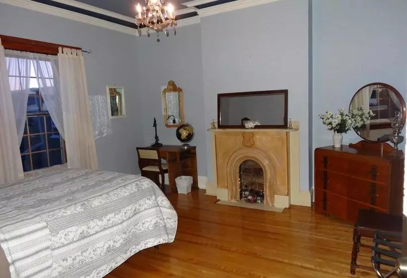 A Tanners Home Inn Bed And Breakfast