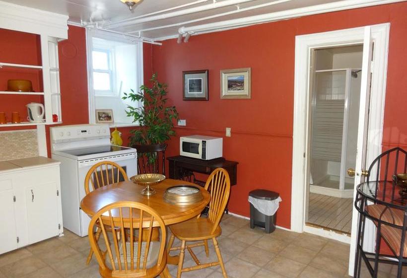 A Tanners Home Inn Bed And Breakfast