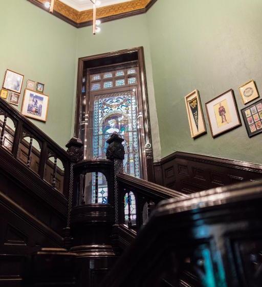 הוסטל Auberge Bishop