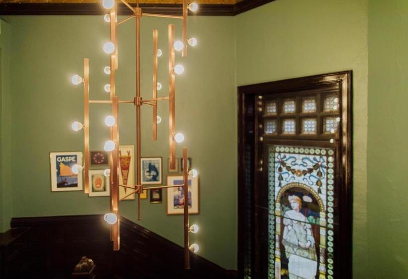 הוסטל Auberge Bishop