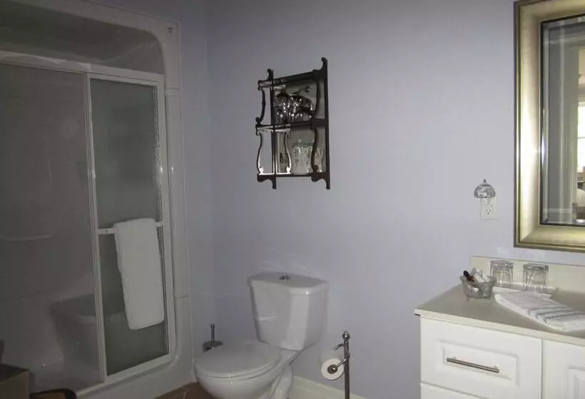 Casa Breeze B & B