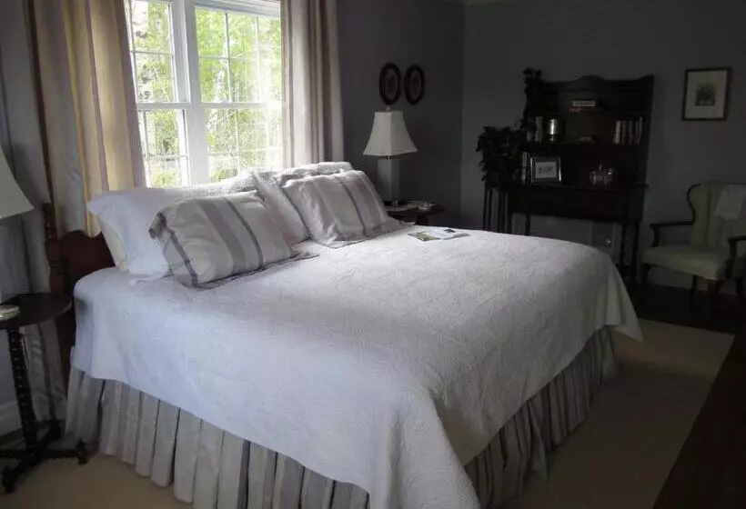 Casa Breeze B & B