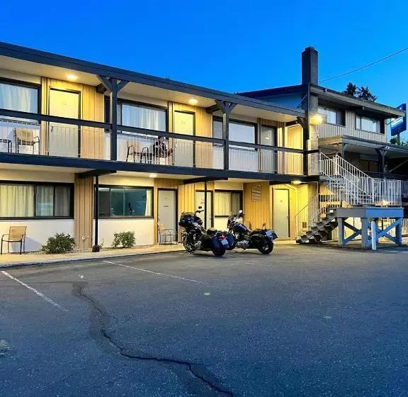 Departure Bay Motel