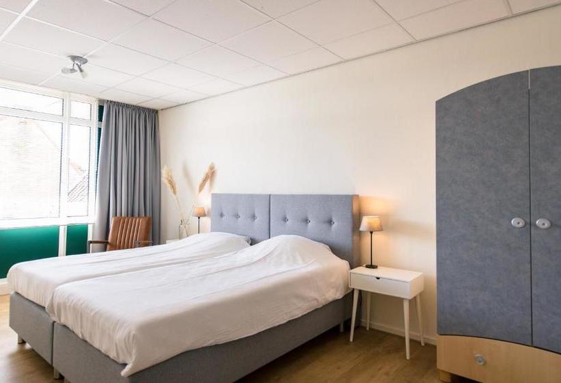 בית מלון כפרי Brasserie De Walvisvaarder