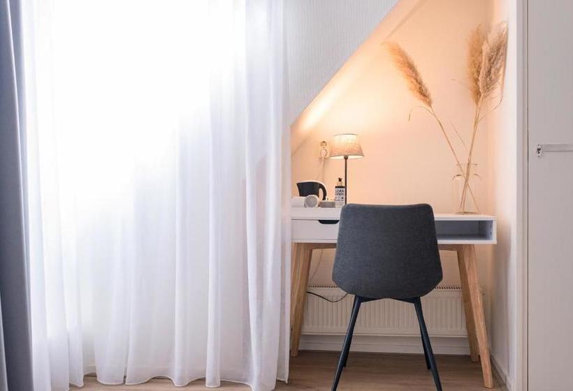 בית מלון כפרי Brasserie De Walvisvaarder