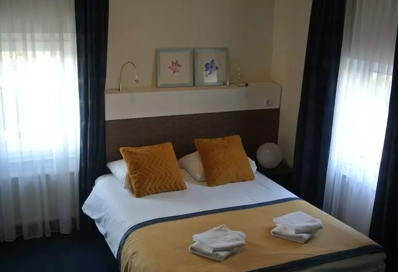 Hotel De Linde