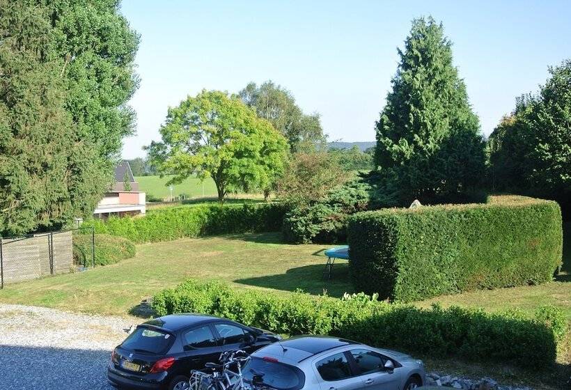 בית מלון כפרי De Linde