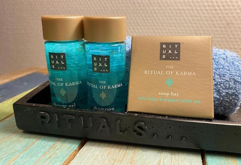 בית מלון כפרי Doniastate