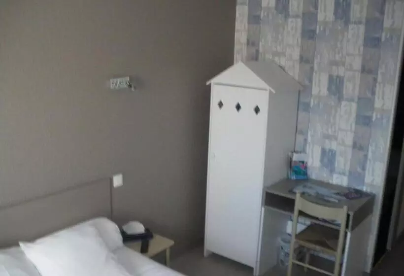 هتل Du Port