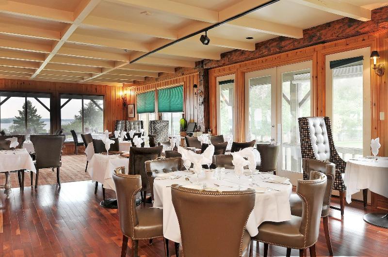 Отель Eganridge Resort, Golf Club & Spa