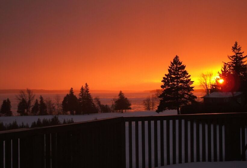 Отель Eganridge Resort, Golf Club & Spa