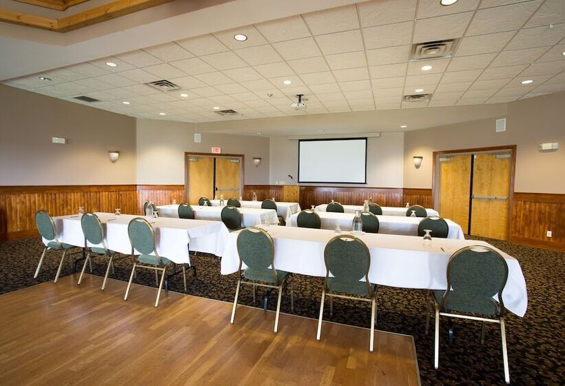 Отель Eganridge Resort, Golf Club & Spa