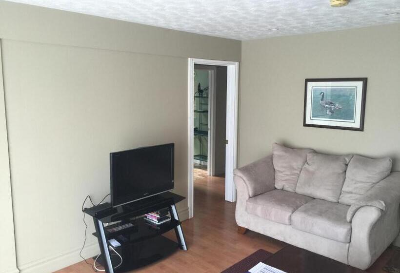 酒店 Grey Rose Suites